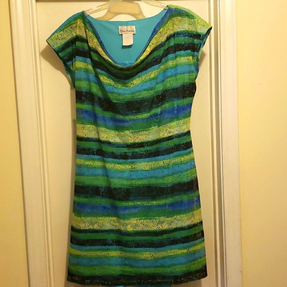 Dress, knee length